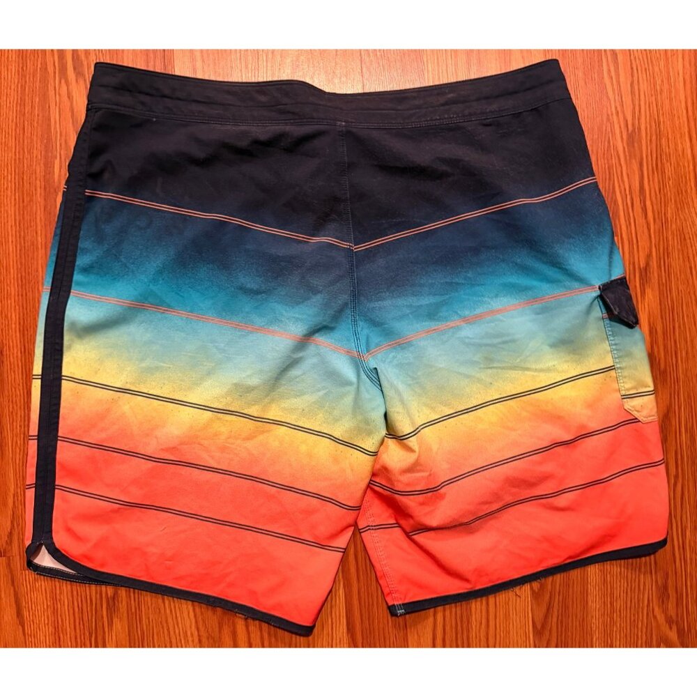 Billabong Platinum  X Board Shorts Mens 40 11" Swim Trunks Striped - Picture 2 of 6